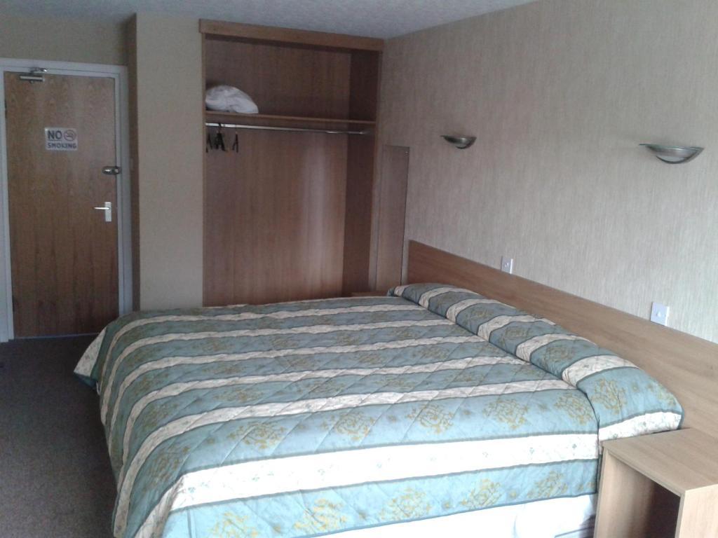 The Weigh Inn Lodges Thurso Room photo